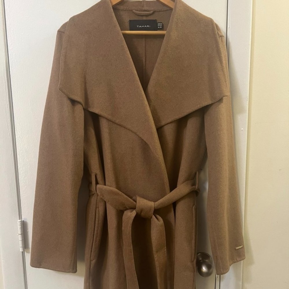Tahari wool wrap coat — size XL — Camel color — NWT